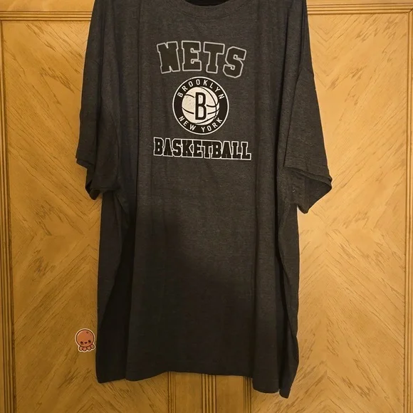 NBA STORE Brooklyn Nets Basketball Tee Shirt - Picture 3 of 7